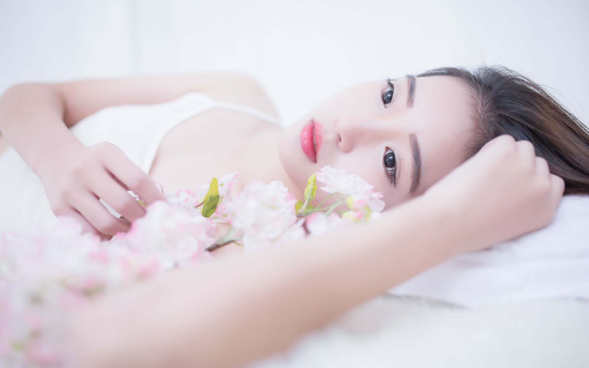 亚洲av区一区二区三色婷婷_91无码毛片在现观看_免费高清视频一区二区三_欧美国产日韩xxxxx-在线观看第一区不卡视频_国产精品亚洲一,二,三_久久亚洲综合一二三_娇妻大乳在线观看|AI与人类关系探索：人类能信任AI的“三观”吗？